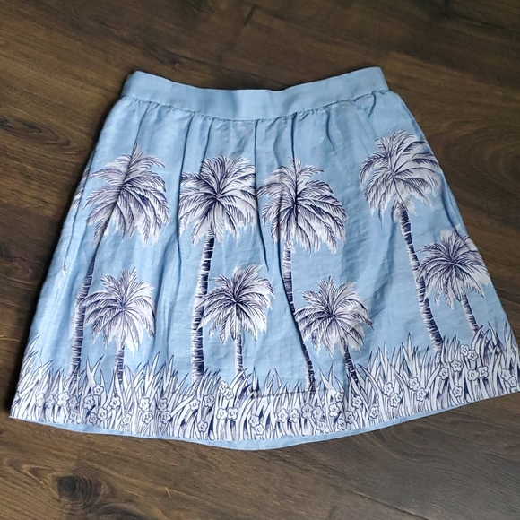 LIKE NEW J Crew Palm Skirt - Picture 2 of 5